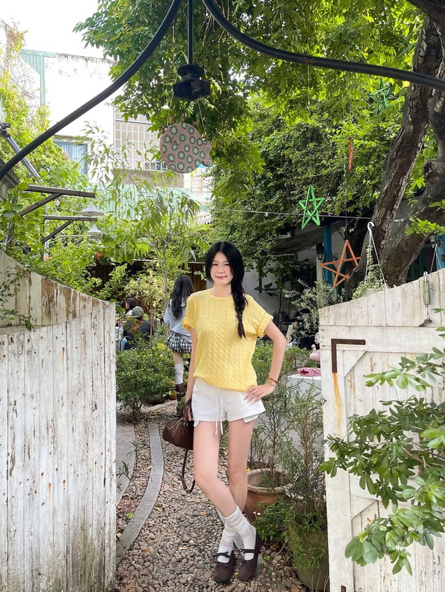 Giày búp bê mang đến phong cách năng động và thanh lịch cho phái đẹp 2026 - Ảnh 2.