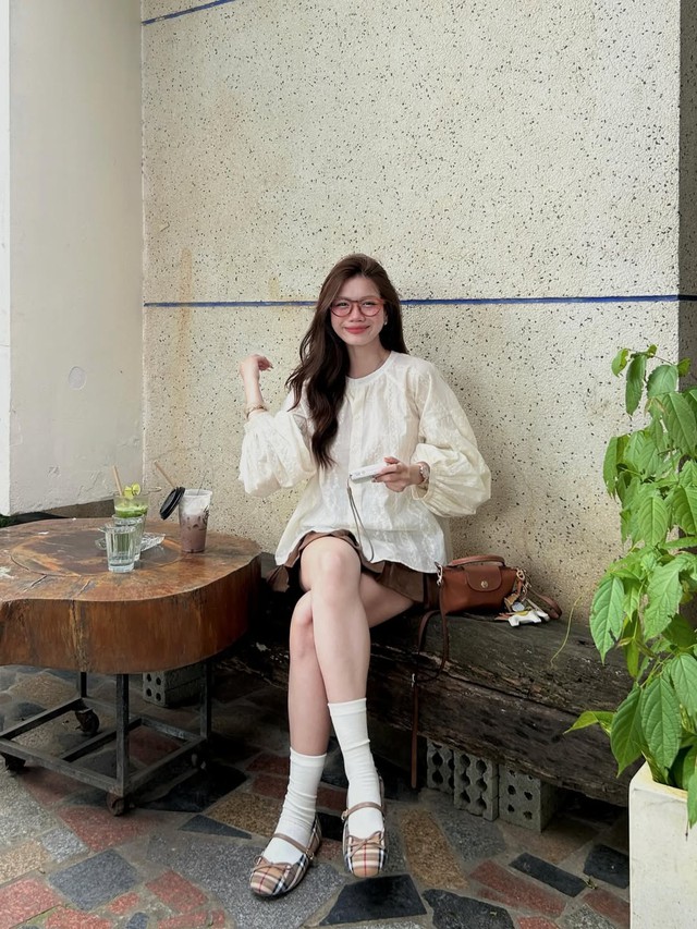 Giày búp bê mang đến phong cách năng động và thanh lịch cho phái đẹp 2026 - Ảnh 3.