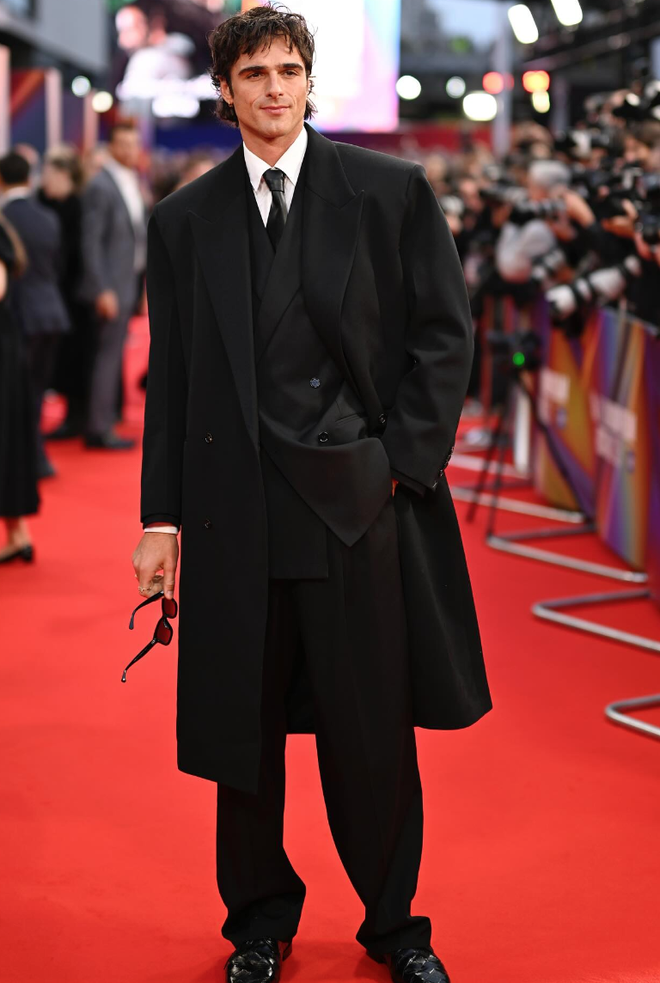 Jacob Elordi: Ông hoàng Bottega, chiến thần thời trang mới đang định nghĩa lại menswear hiện đại là thế nào- Ảnh 5.