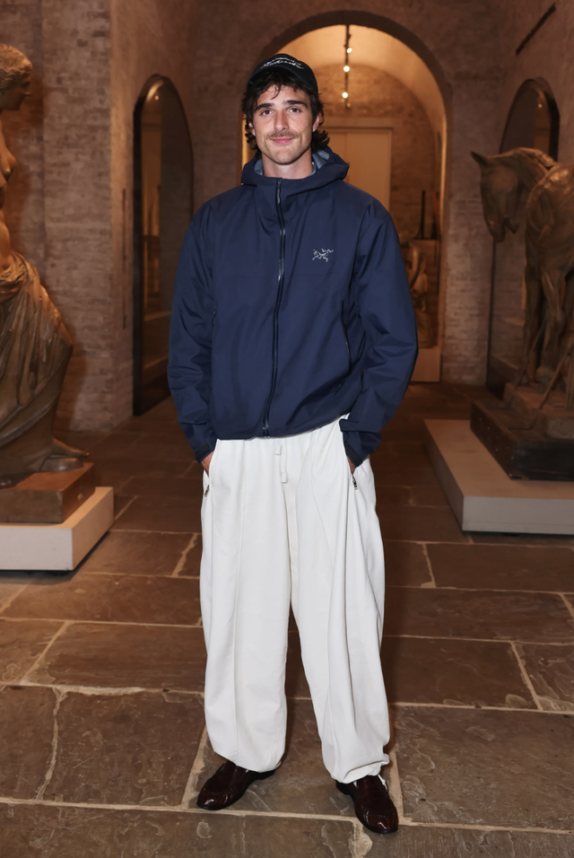 Jacob Elordi: Ông hoàng Bottega, chiến thần thời trang mới đang định nghĩa lại menswear hiện đại là thế nào- Ảnh 9.