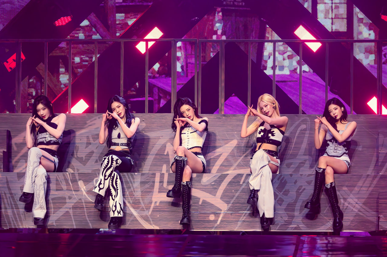 Ca khúc giúp 5 mỹ nhân hết thời 