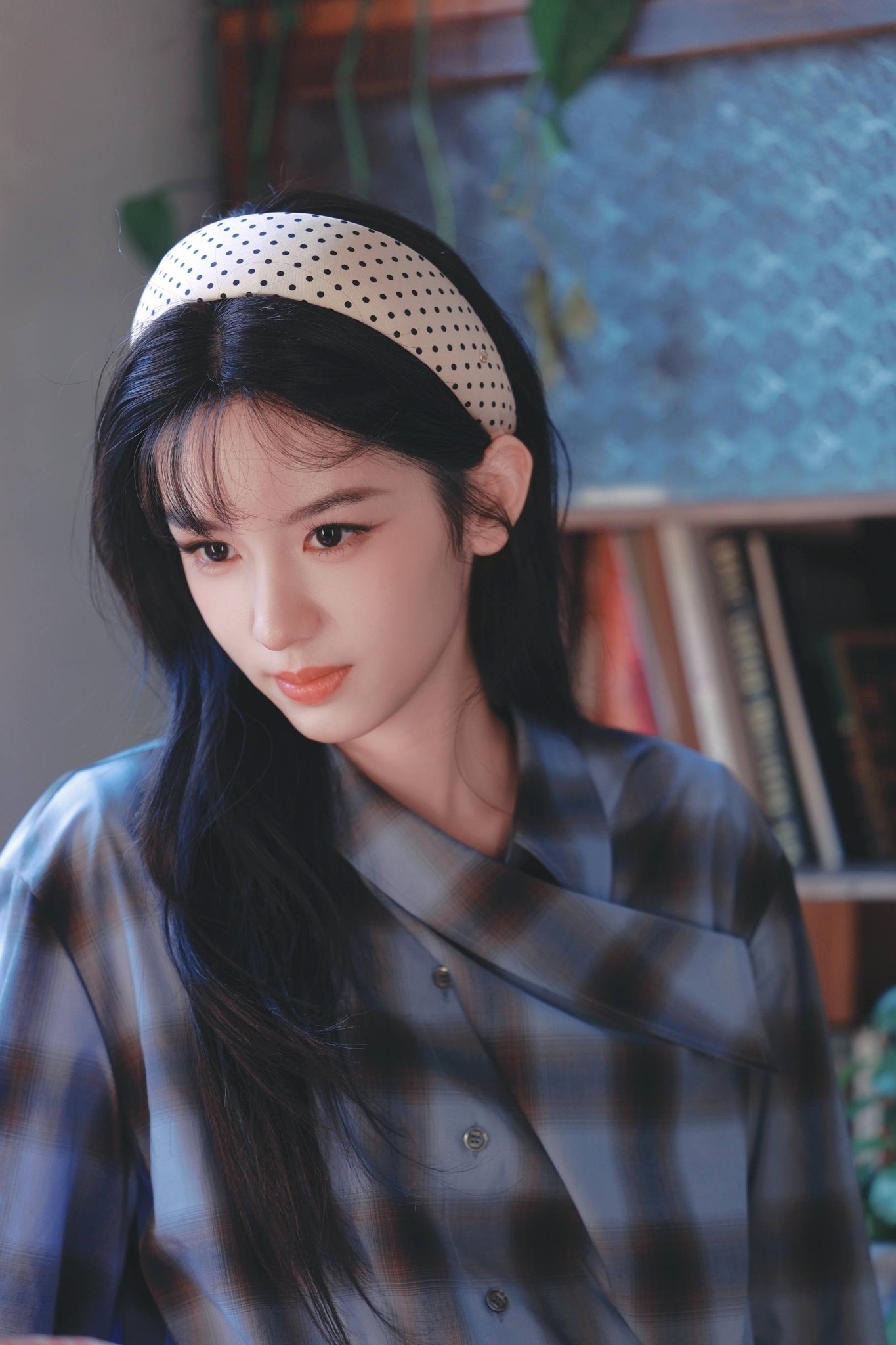 Mỹ nhân đẹp chấn động thế gian đọc kịch bản thôi sao hot quá vậy: Mặt mộc hoàn mỹ đến từng lỗ chân lông- Ảnh 8.