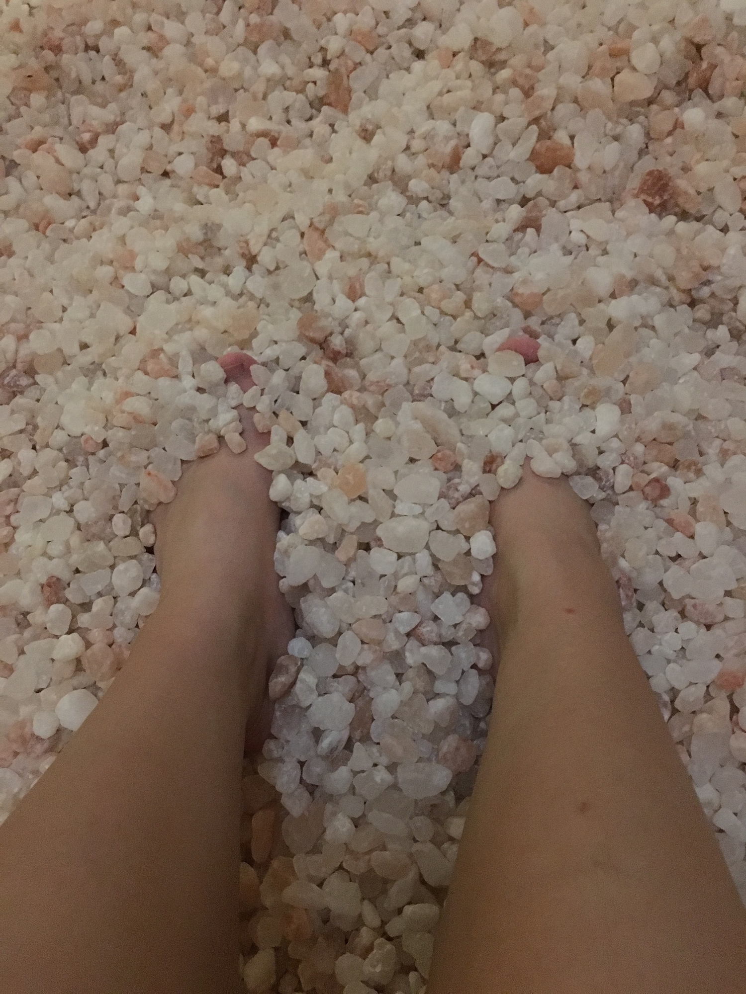 4h sáng, khách Việt bỏ chạy khỏi phòng tắm hơi công cộng ở Hàn Quốc: 