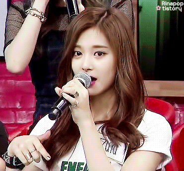 Mỹ nhân 12 lần được đề cử đẹp nhất thế giới: Chịu cảnh cấm sóng suốt 10 năm, khiến cả thành phố ăn mừng vì 1 điều- Ảnh 8.