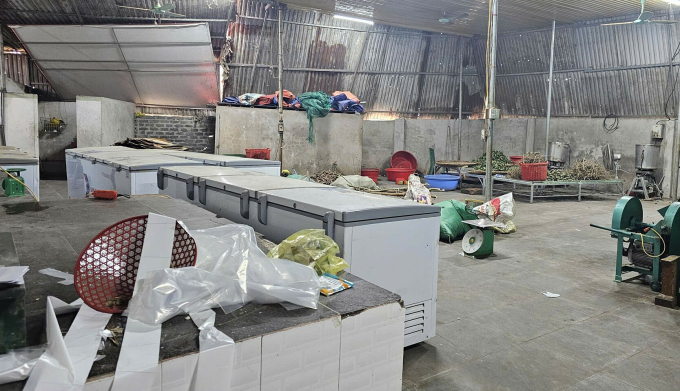 Bên trong nhà xưởng sản xuất thuốc của Công ty Hoàng Minh Đường tại xã Bá Thước. Ảnh: Lam Sơn