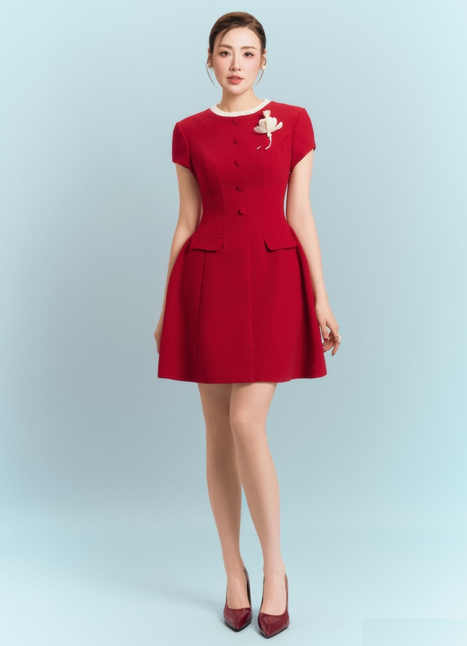 Đầm dự tiệc hè, khi gam màu lãng mạn, nhẹ nhàng khiến nàng nổi bật- Ảnh 5. Đầm dự tiệc hè, khi gam màu lãng mạn, nhẹ nhàng khiến nàng nổi bật- Ảnh 5.