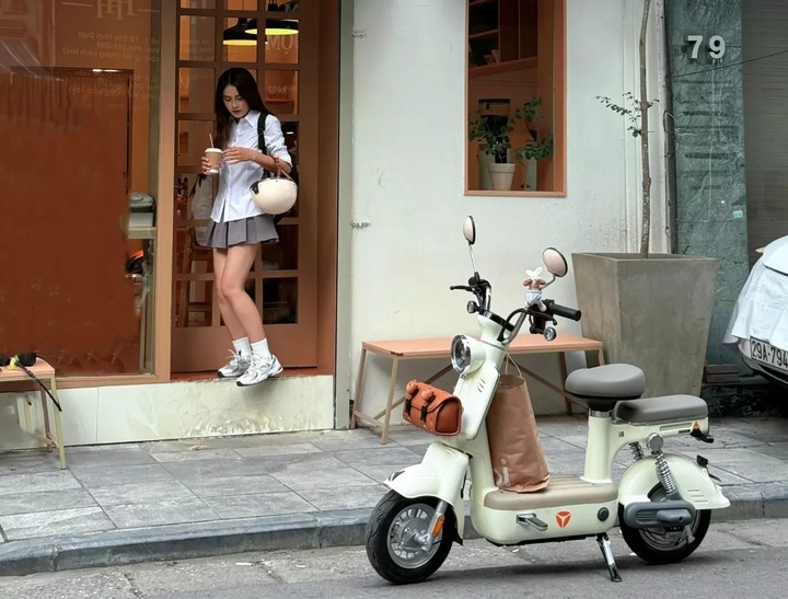 Những mẫu xe máy điện không cần bằng lái- Ảnh 4.