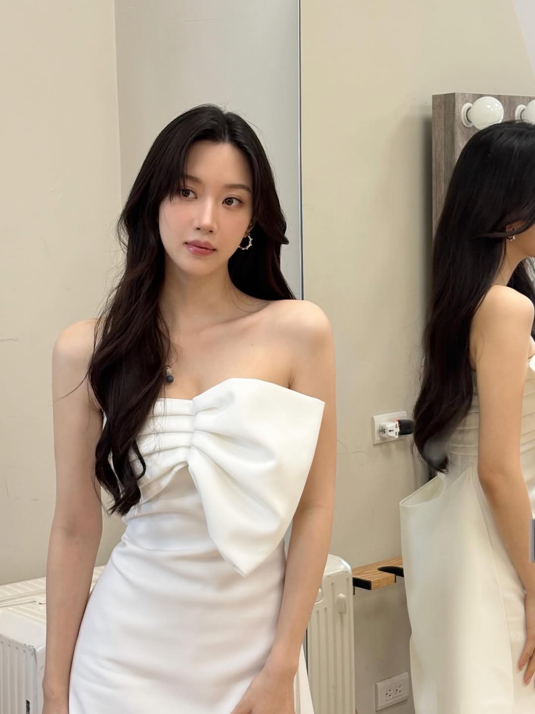 Nữ chính phim Hàn gây sốt Việt Nam: Nhan sắc mỏng manh nhìn muốn che chở, gu thời trang 