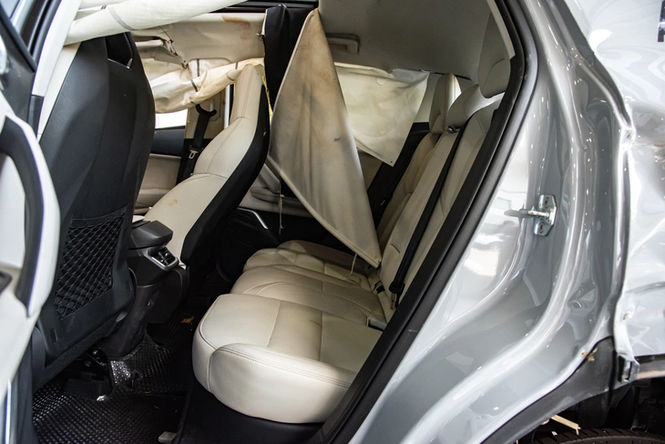 Lynk & Co 06 - Ảnh 3.