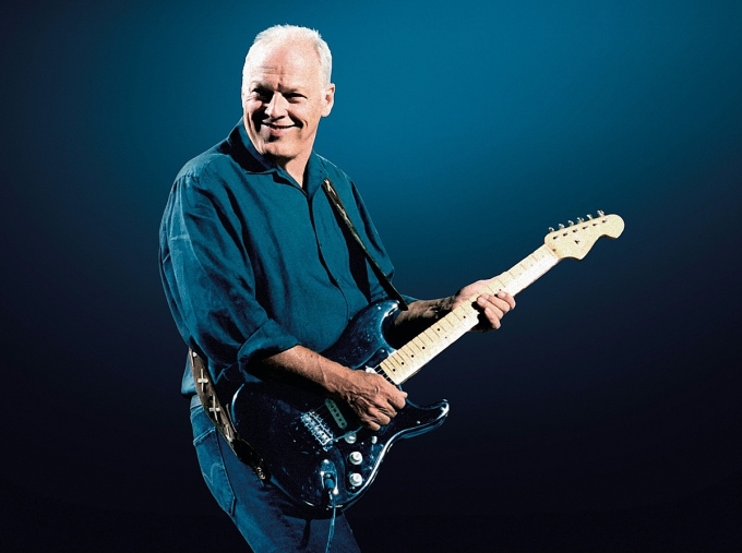 Nghệ sĩ dùng cây Black Strat trên sân khấu Live At Abbey Road năm 2006. Ảnh: Polly Samson