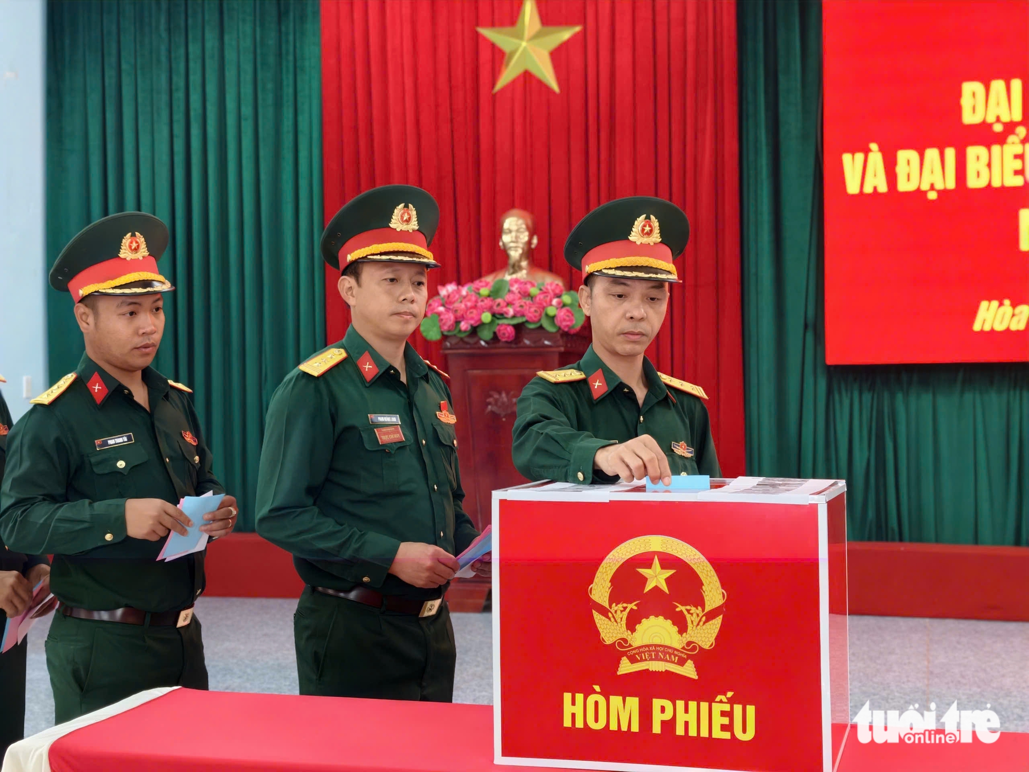 Bầu cử - Ảnh 9.