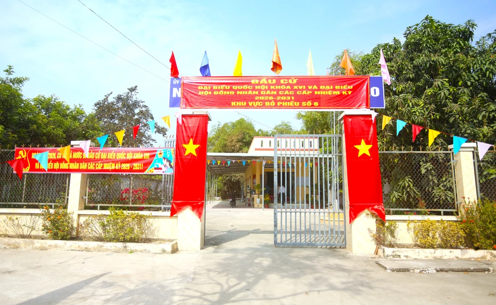 bầu cử 5.JPG