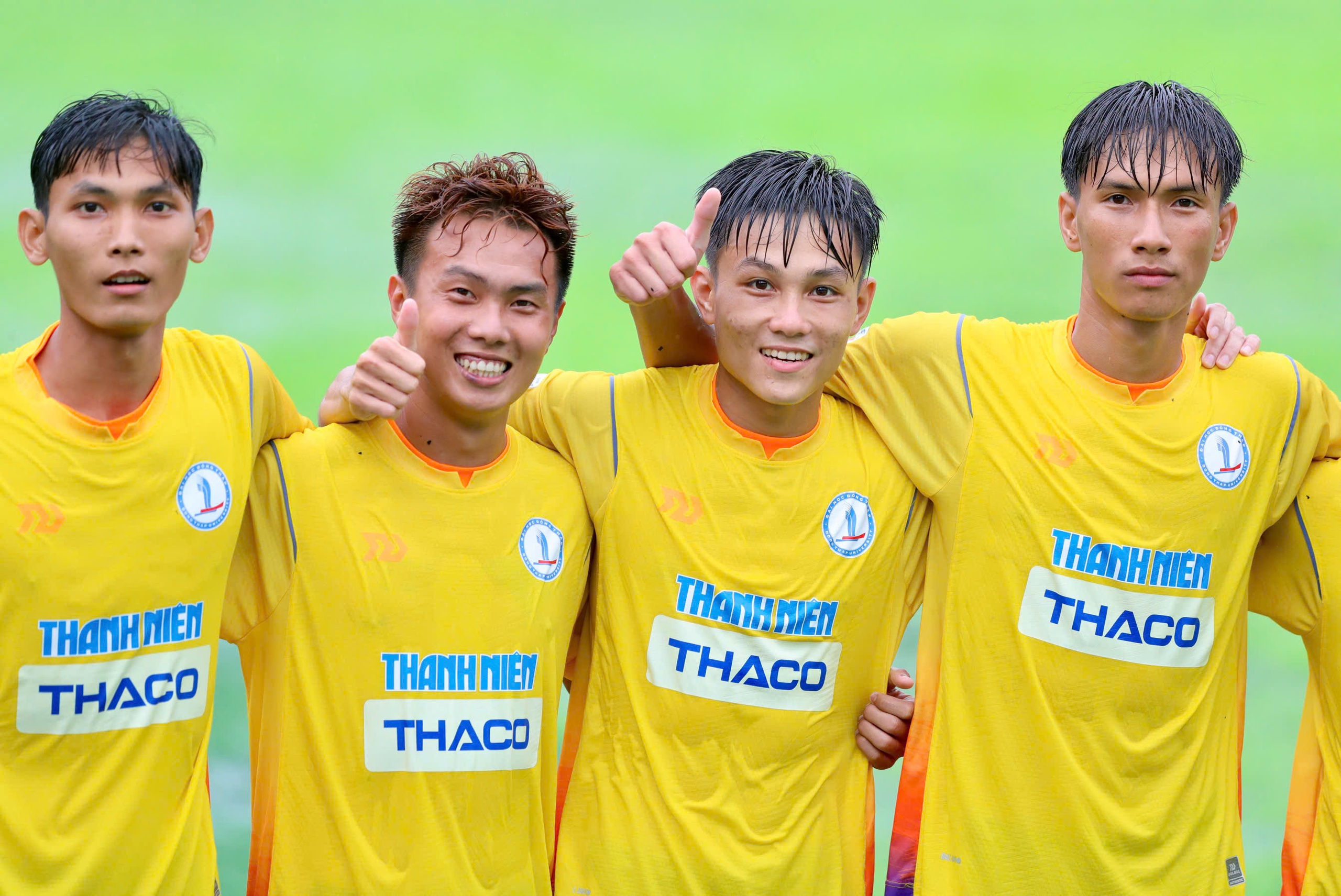 Trường ĐH Đồng Tháp được thưởng nóng: 'Lửa' miền Tây cháy trong cơn mưa nặng hạt - Ảnh 3.