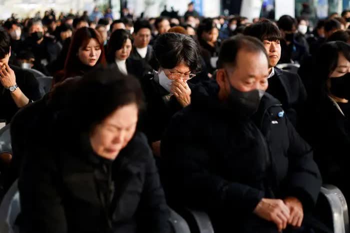 Vụ máy bay Jeju Air phát nổ khiến 179 người thiệt mạng: 24 phần thi thể bị bỏ quên suốt hơn 1 năm trong máy bay- Ảnh 2.