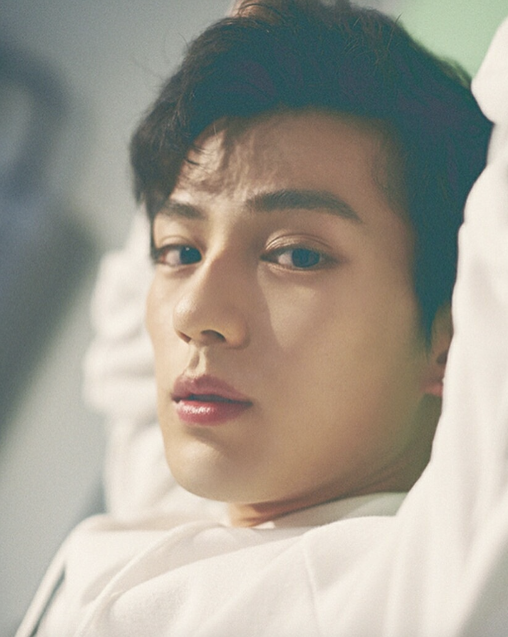 Mỹ nam xứ hoa anh đào làm cõi mạng chao đảo: Visual 