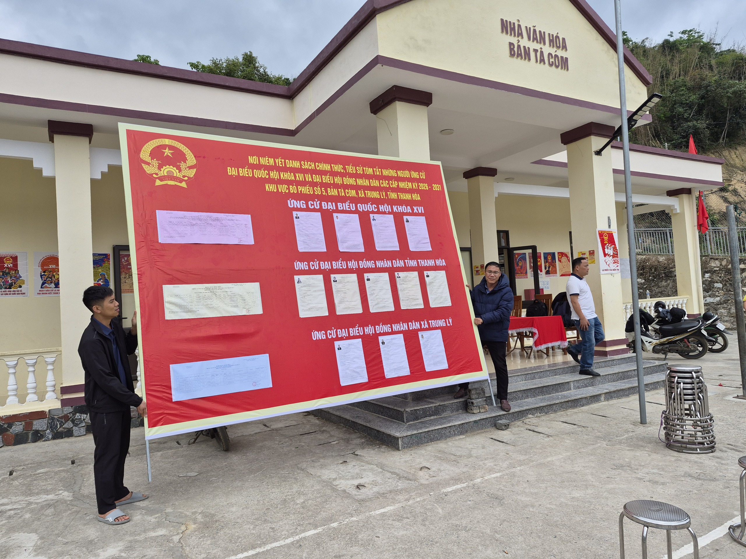 Các điểm bầu cử ở vùng cao Trung Lý, Thanh Hóa sẵn sàng cho ngày hội lớn - Ảnh 4.