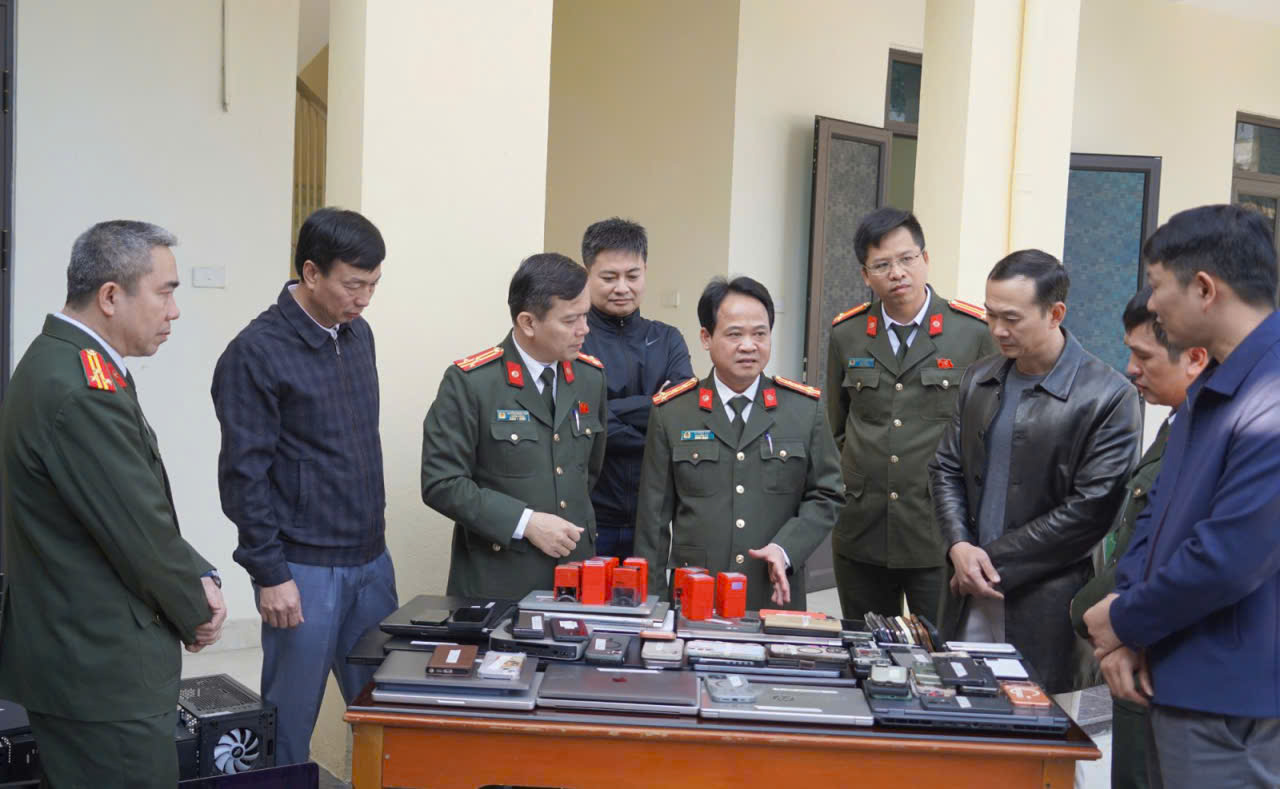 Đánh sập đường dây tiền ảo của Tập đoàn Xintel lừa hơn 400 tỉ đồng của 42 ngàn người - Ảnh 3.