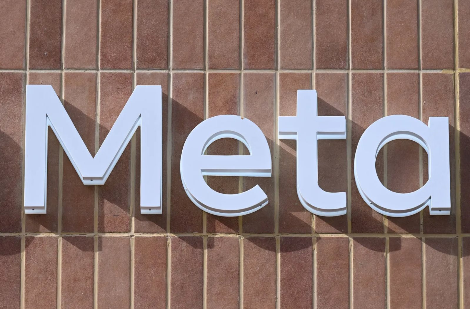 Meta sắp cắt giảm 16.000 nhân sự toàn cầu, ban lãnh đạo gấp rút tìm phương án tinh gọn- Ảnh 2.