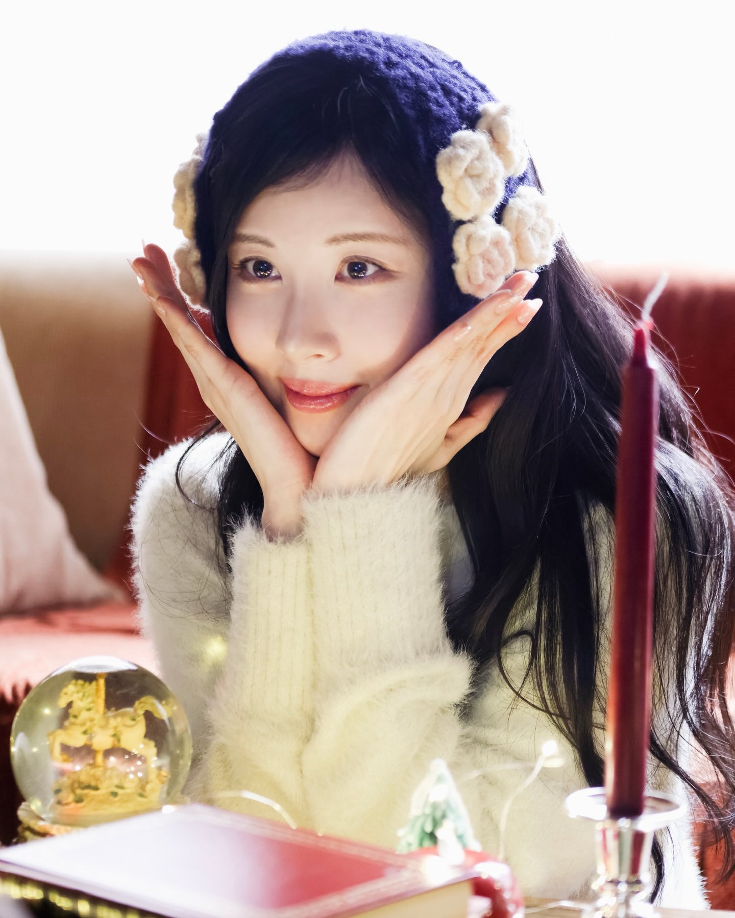 Tìm đâu ra cực phẩm như mỹ nhân này: Hát hay học giỏi nức tiếng, 19 năm vẫn trẻ đẹp, út cưng của cả showbiz- Ảnh 4.