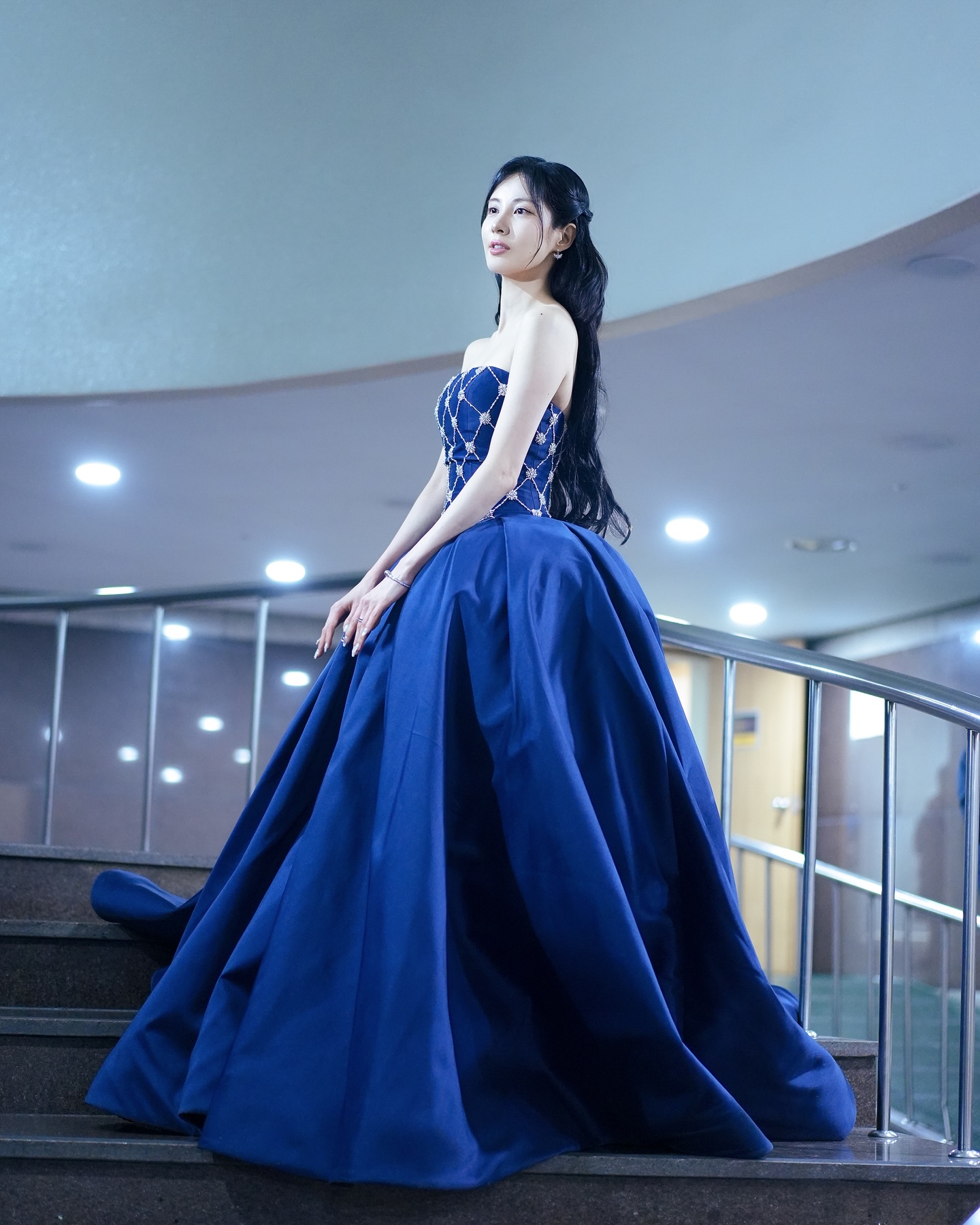 Tìm đâu ra cực phẩm như mỹ nhân này: Hát hay học giỏi nức tiếng, 19 năm vẫn trẻ đẹp, út cưng của cả showbiz- Ảnh 5.