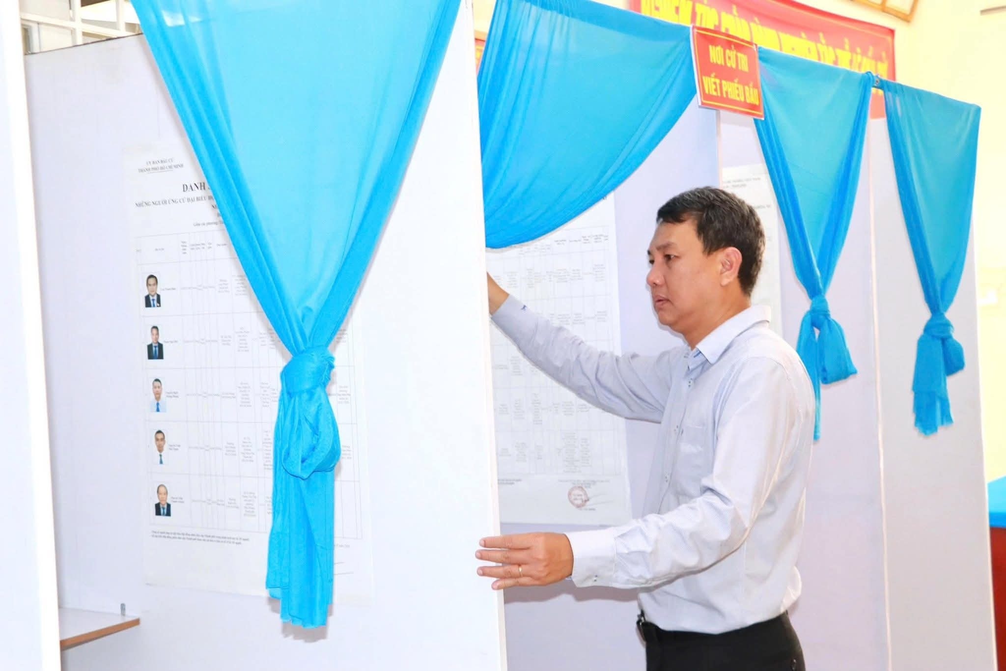 - Ảnh 18. - Ảnh 18.