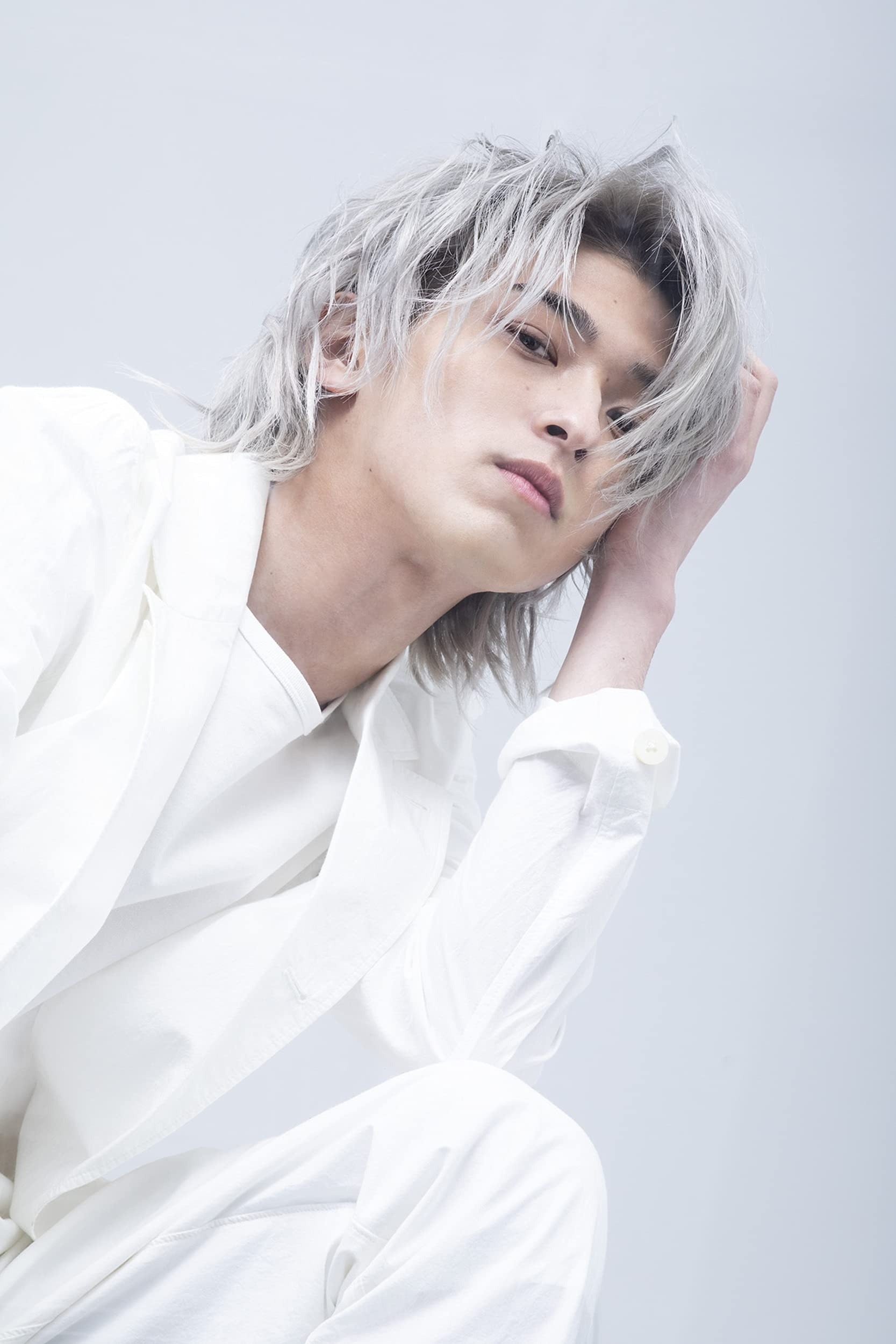 2 nam thần 3.400 tỷ đang viral khắp MXH Việt: Visual đẹp như đúc từ vàng, xem đến đời tư ai cũng sửng sốt- Ảnh 14.