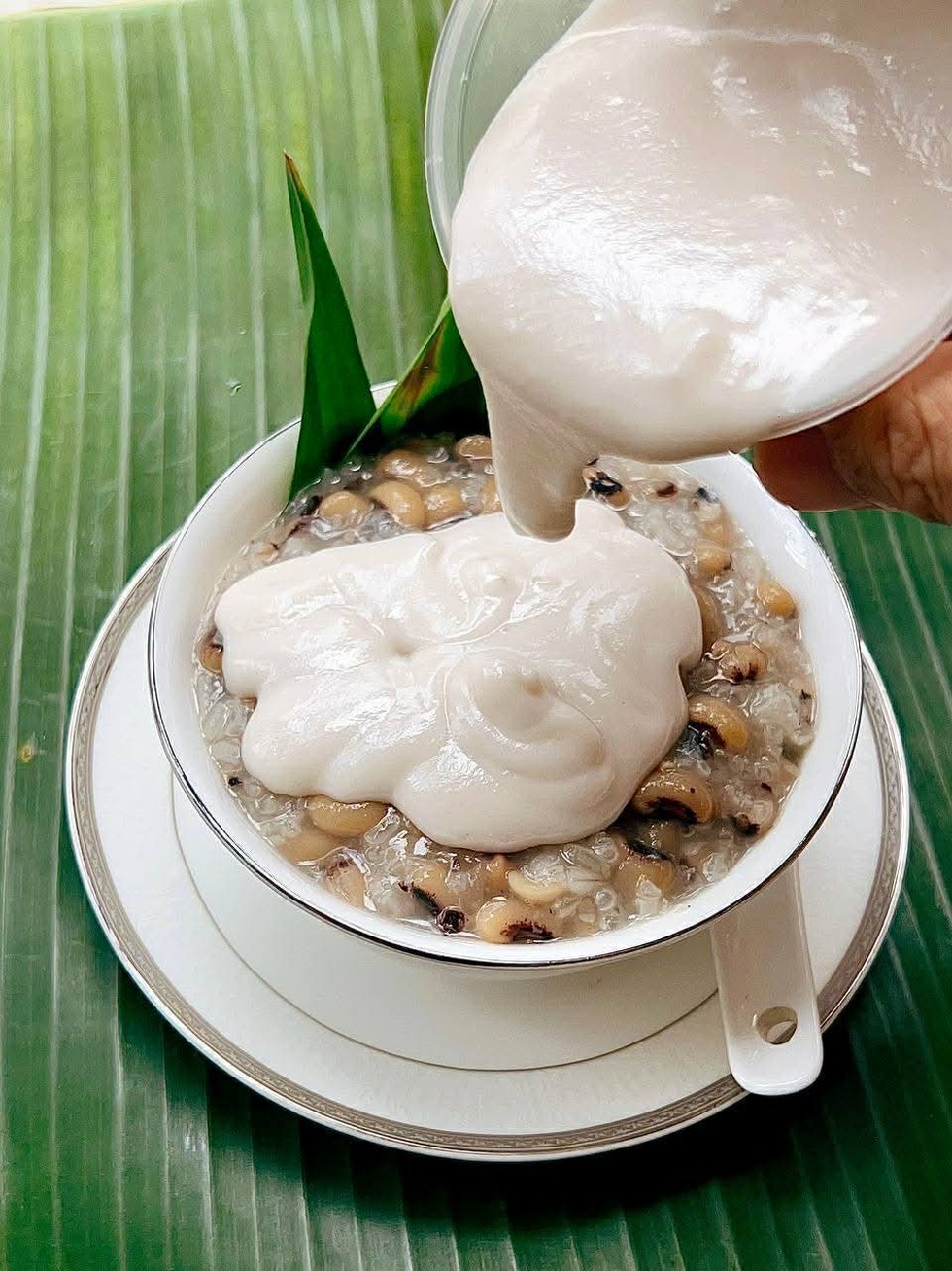 Hai chàng trai TPHCM bỏ việc 50 triệu đồng/tháng, bán bún mắm ở Philippines - 2