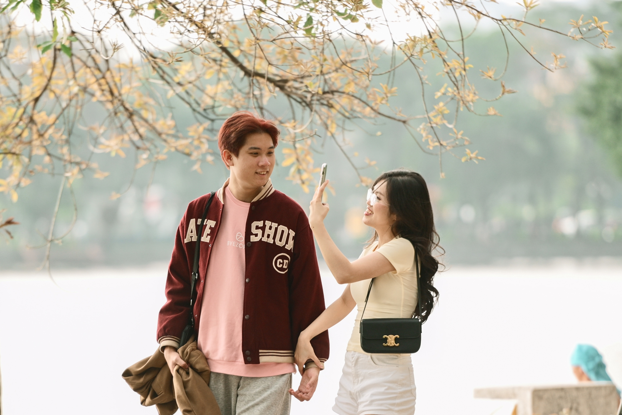 Người Hà Nội đang đổ xô ra công viên Thống Nhất săn lùng một khung cảnh vô thực- Ảnh 2. Người Hà Nội đang đổ xô ra công viên Thống Nhất săn lùng một khung cảnh vô thực- Ảnh 2.