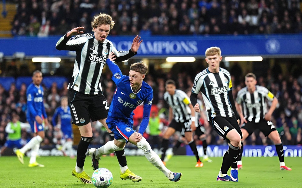Chelsea thua Newcastle ngay tại Stamford Bridge, Man Utd vơi áp lực - 2