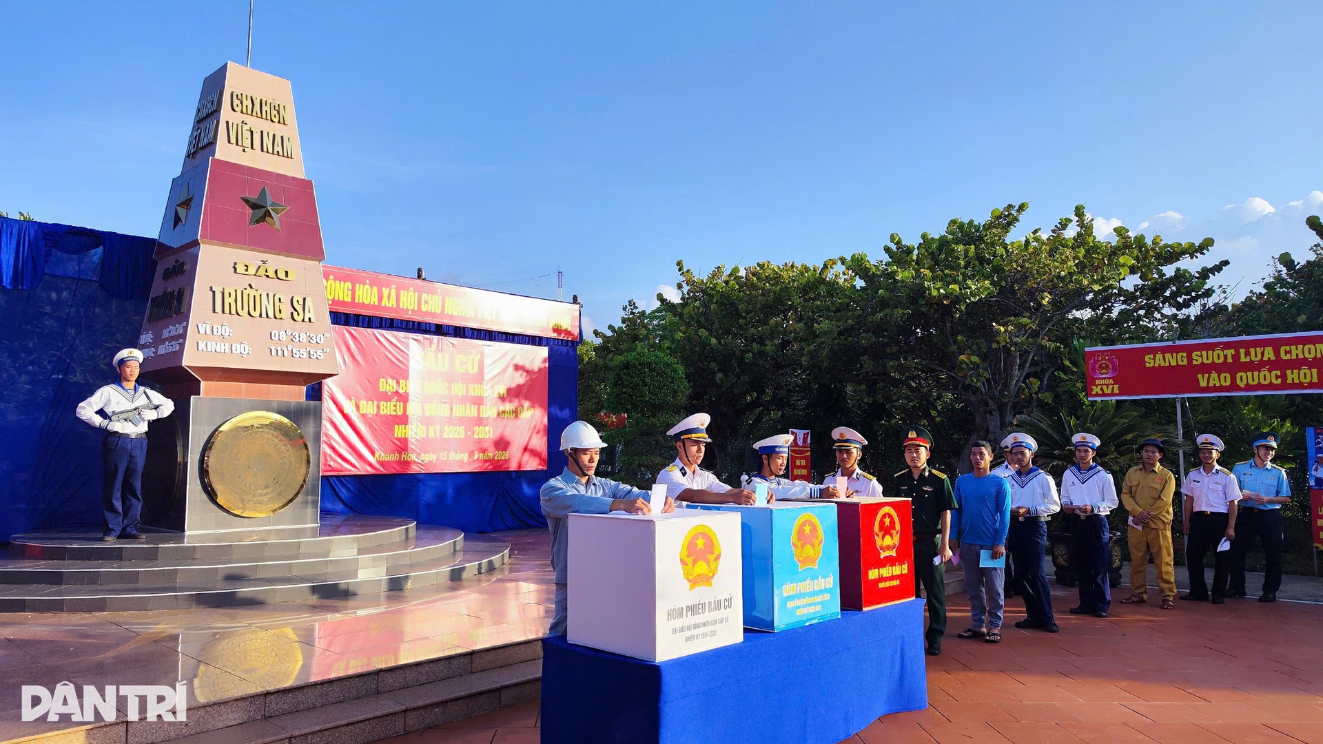 Cử tri trên cả nước hân hoan đi bầu cử - 26 Cử tri trên cả nước hân hoan đi bầu cử - 26