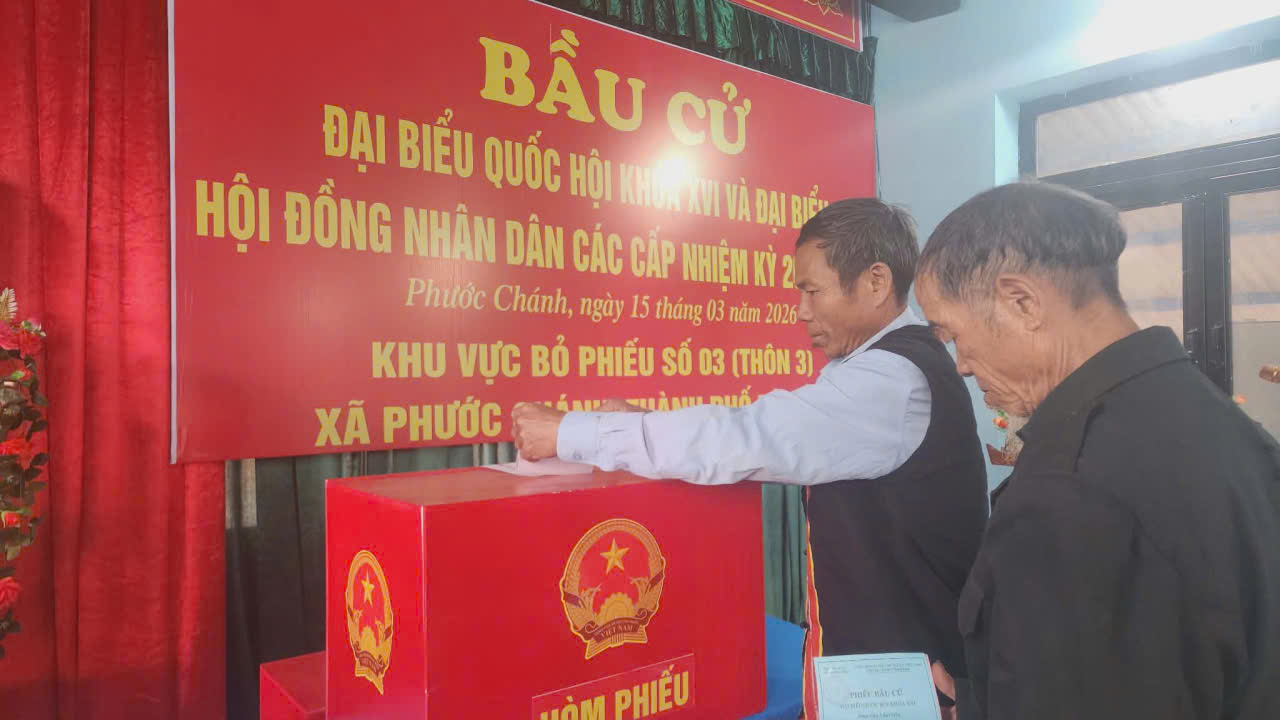Phó Chủ tịch Quốc hội Trần Quang Phương tham gia bầu cử tại Đà Nẵng 2026 - Ảnh 24. Phó Chủ tịch Quốc hội Trần Quang Phương tham gia bầu cử tại Đà Nẵng 2026 - Ảnh 24.
