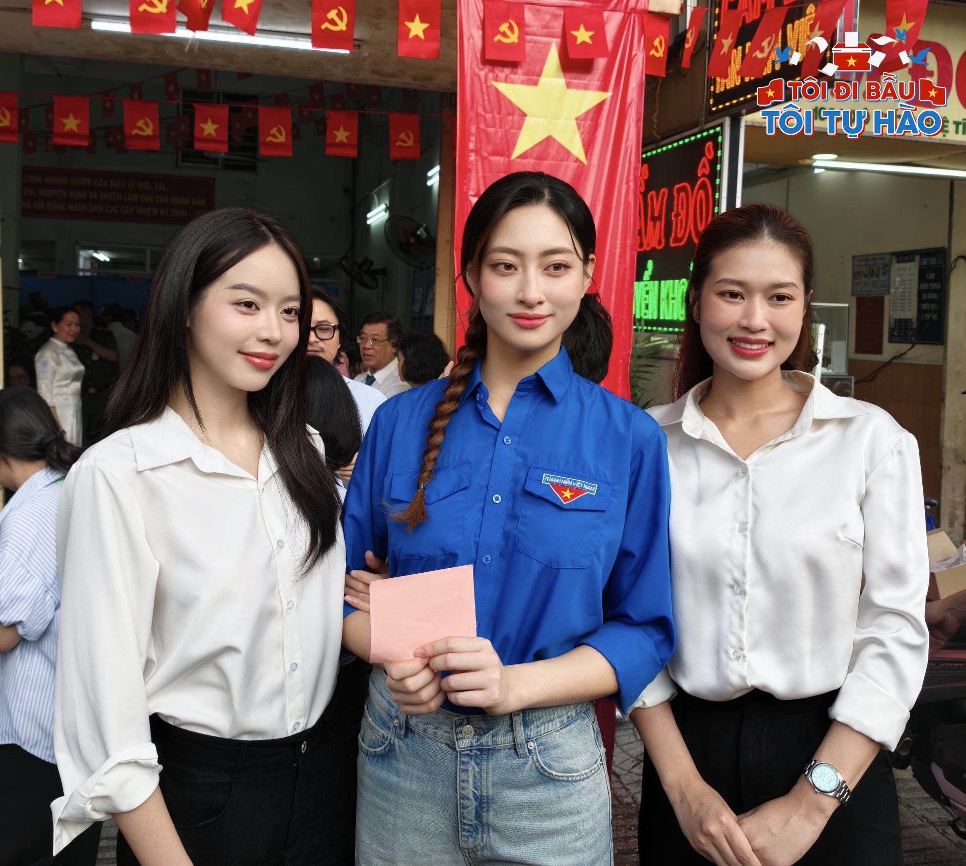 Dàn nghệ sĩ Việt tự hào, rạng rỡ đi bầu cử sáng nay!- Ảnh 2.