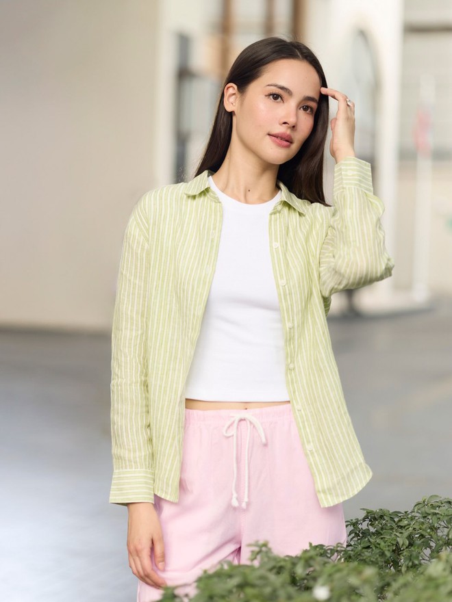 Diện trang phục kẻ sọc dọc, nàng dễ dàng 'ăn gian' chiều cao đầy tinh tế- Ảnh 5.