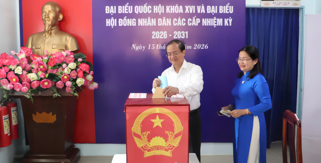 Cử tri Cần Thơ, Vĩnh Long, An Giang và Tây Ninh phấn khởi đi bỏ phiếu 35 CLIP: Rộn ràng ngày bầu cử tại Cần Thơ, Vĩnh Long, An Giang, Tây Ninh - Ảnh 37.