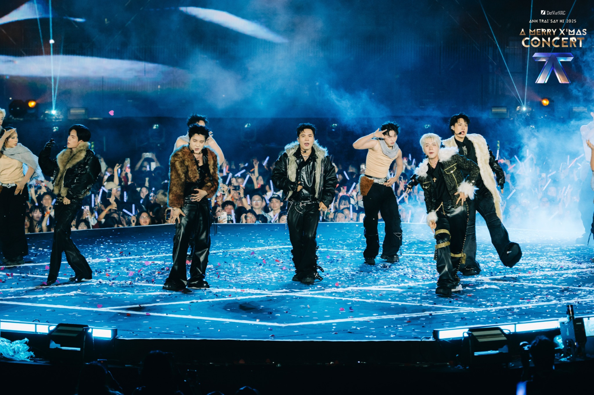 1 ngày trước concert Anh Trai Say Hi ở Hà Nội: 1/3 hạng ghế chưa sold-out, BTC nhả vé liên tục- Ảnh 3.