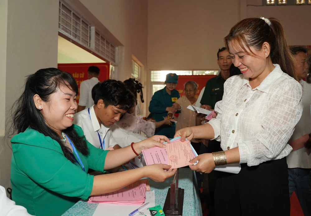 chum-anh-bau-cu-tphcm 12.jpg