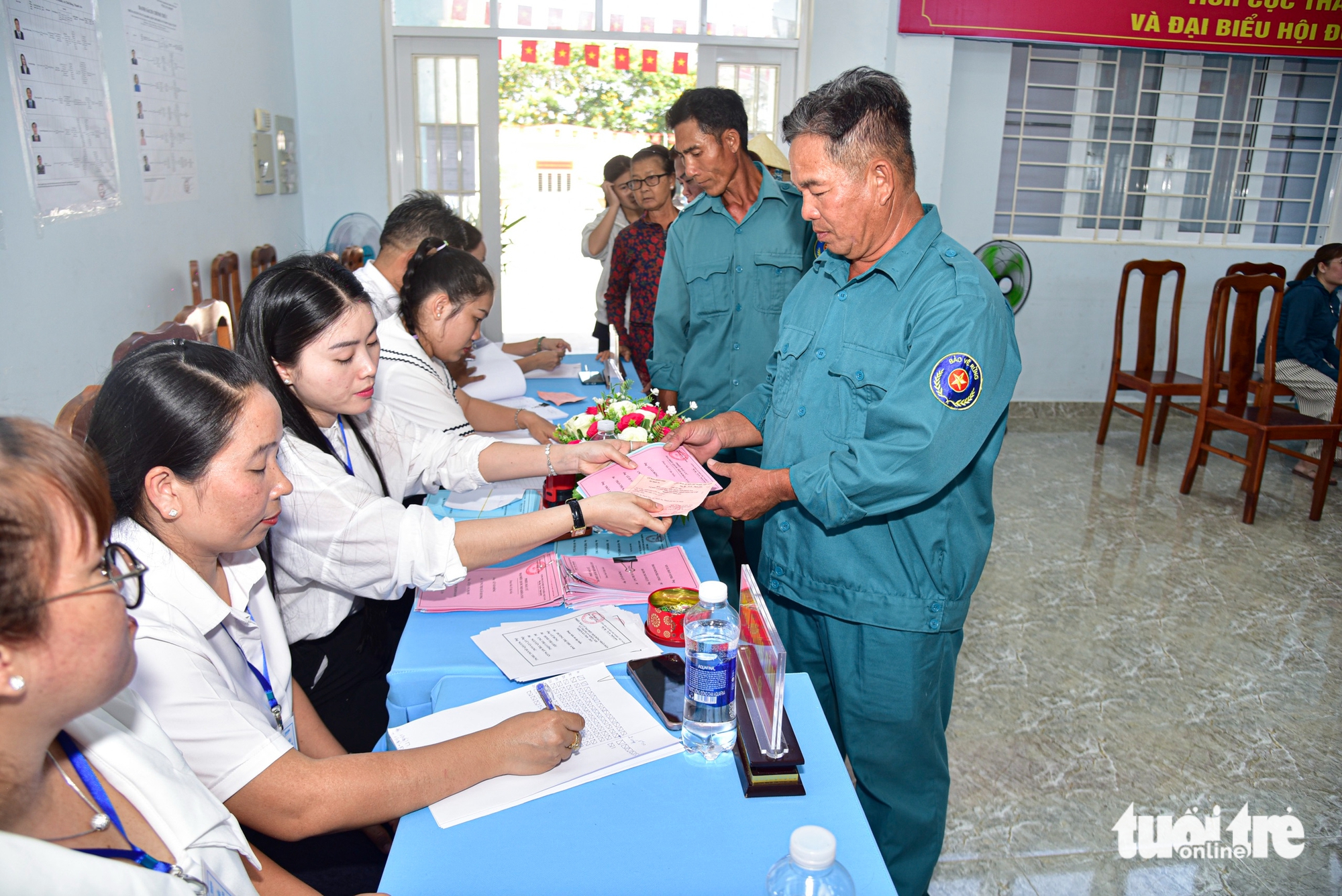 Rời chốt giữ rừng, vượt biển đi bầu cử ở xã đảo Thạnh An 6 Thiềng Liềng - Ảnh 6.