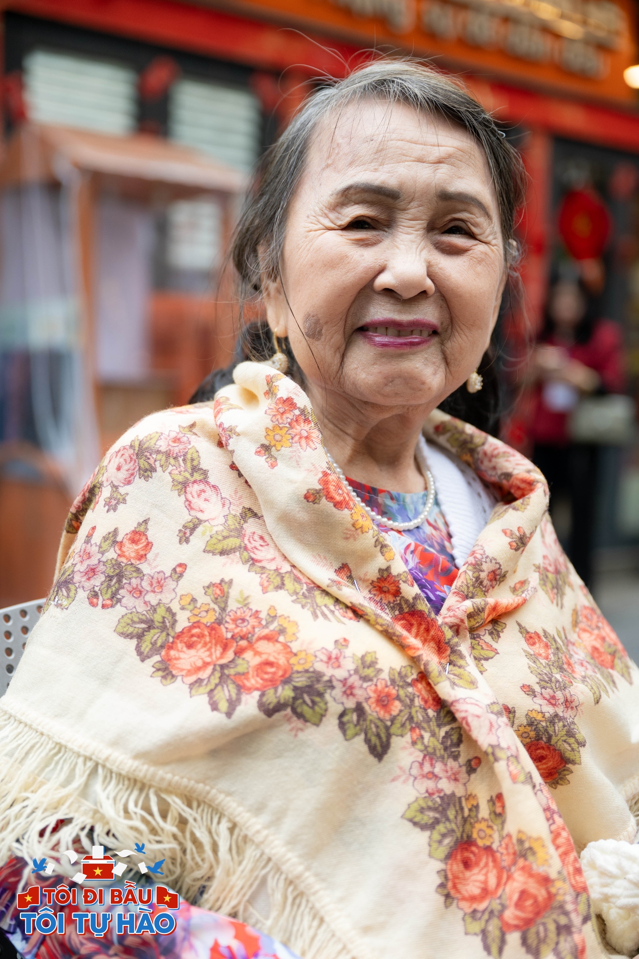 Những lá phiếu đi qua thế kỷ: Những lá phiếu đi qua thế kỷ: