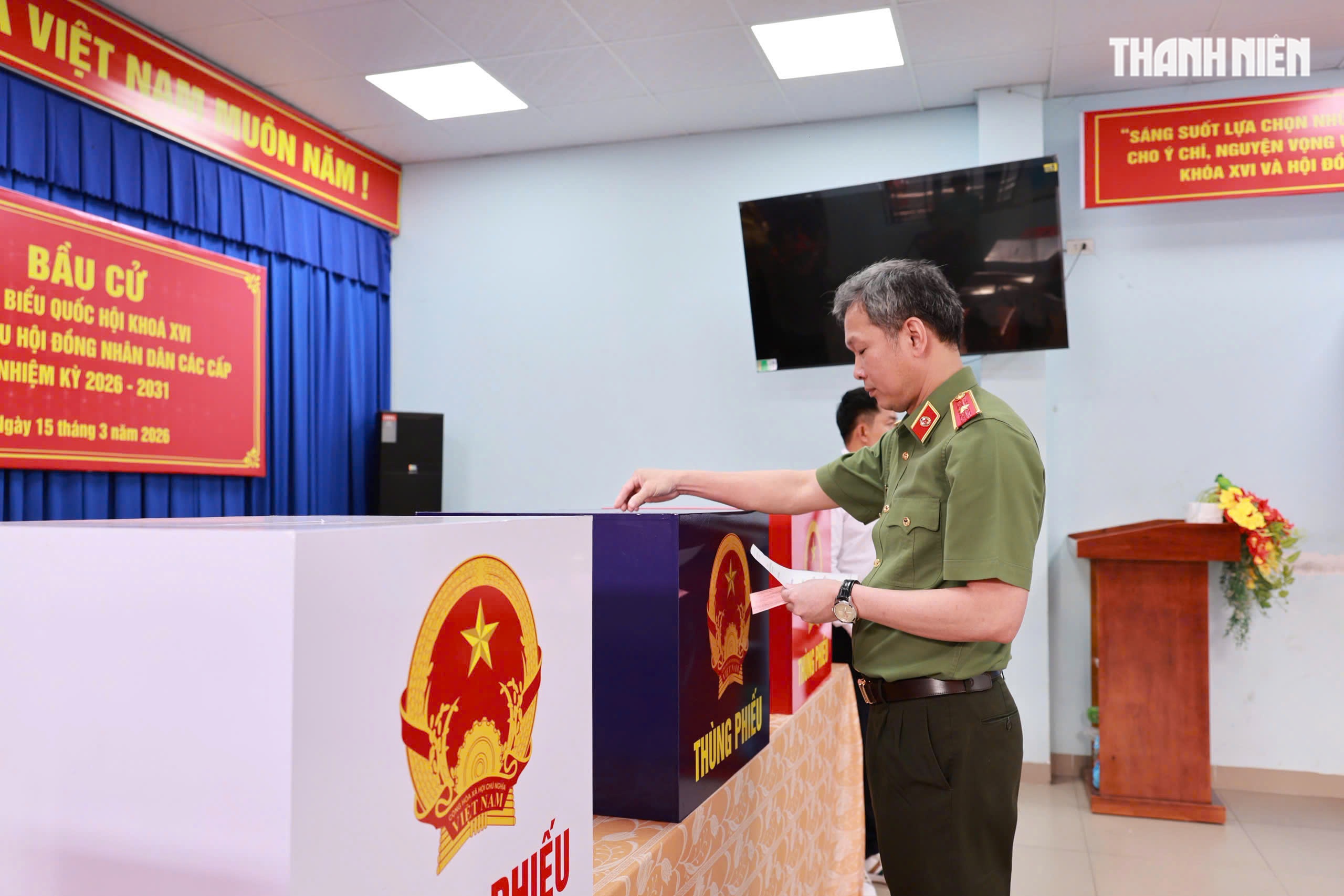 9,6 triệu cử tri TP.HCM bầu cử, có nhà nghiên cứu Nguyễn Đình Tư 106 tuổi- Ảnh 8.