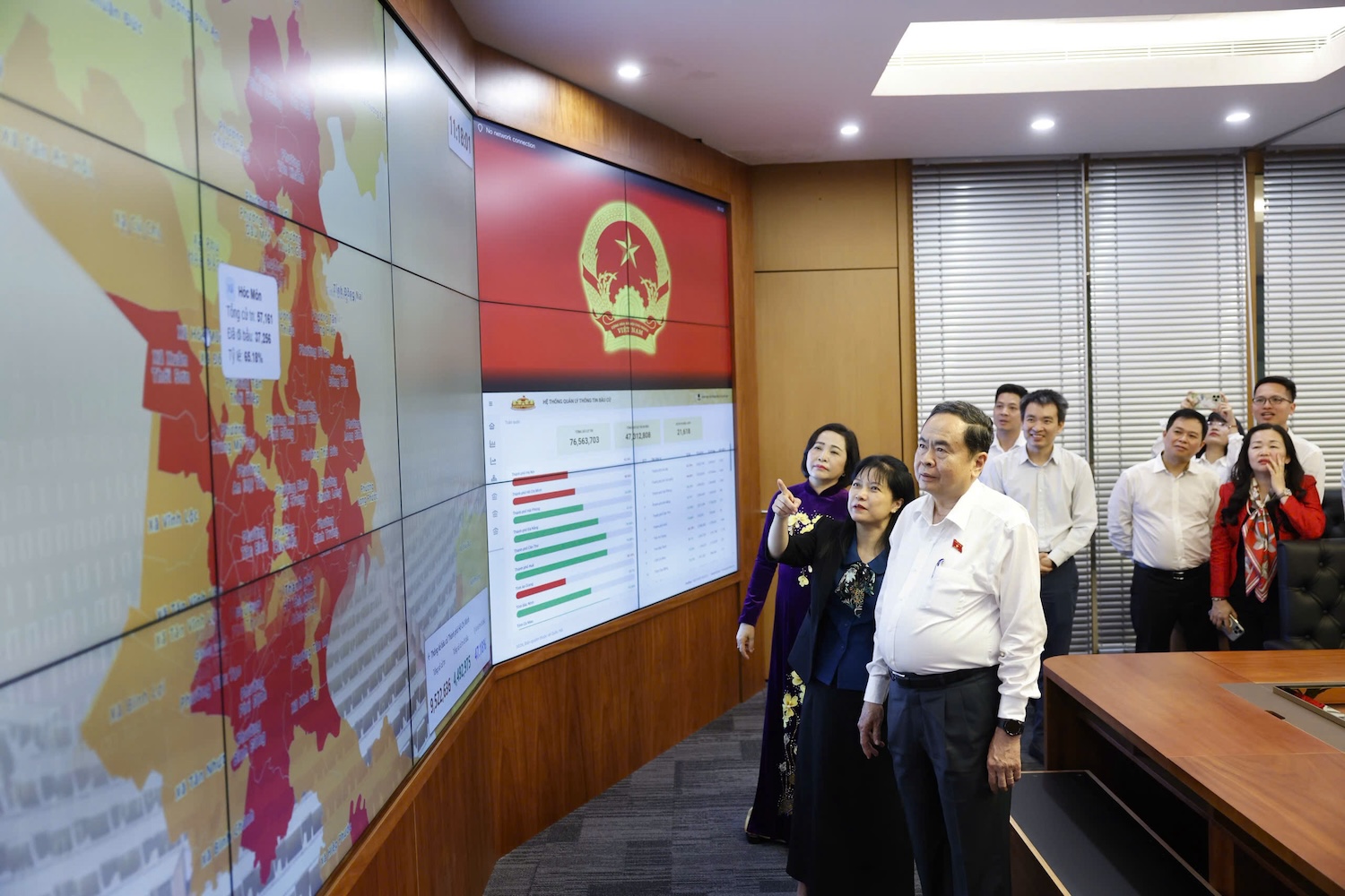 Chủ tịch Quốc hội: Chọn người có đức, tài, tâm, tầm để góp phần phát triển đất nước - Ảnh 2.