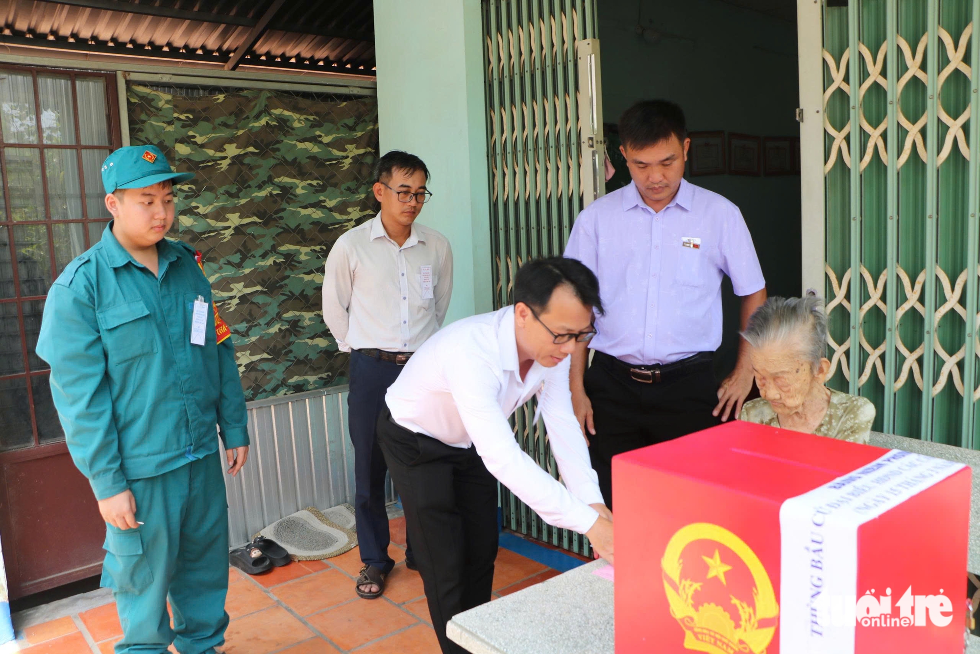 bầu cử - Ảnh 24.