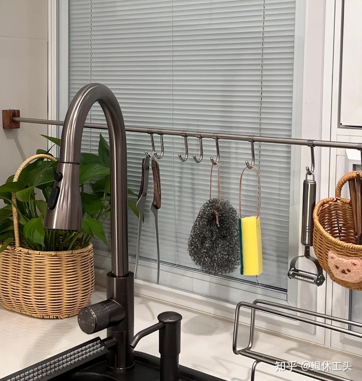 Tôi học lỏm 6 cách lưu trữ bếp từ nhà hàng xóm: Nhìn bình thường nhưng dọn vào mới thấy quá “đáng tiền”- Ảnh 5.