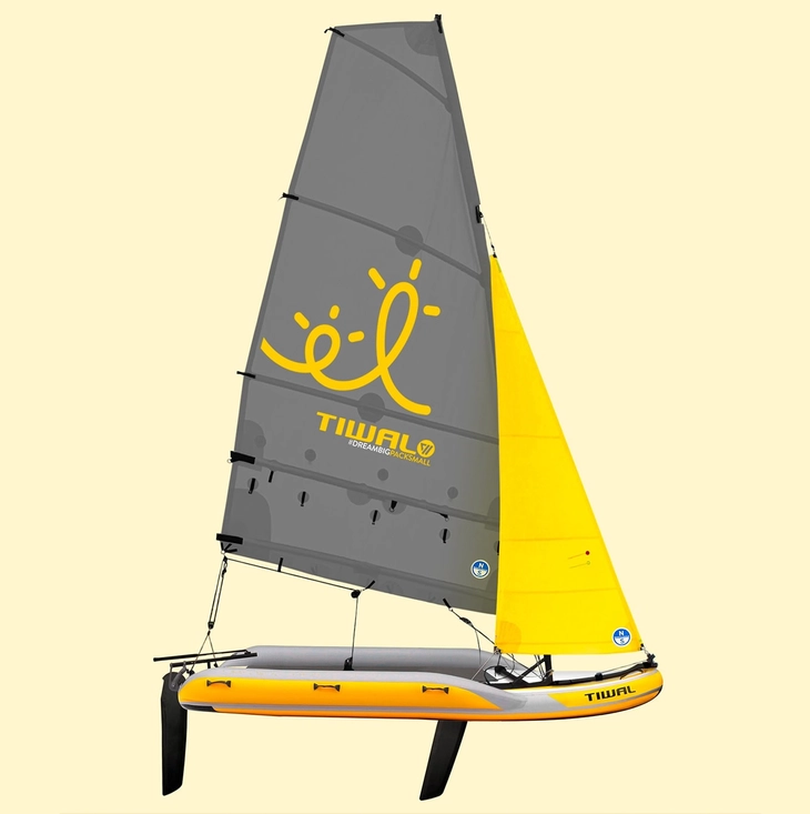 Thuyền buồm có thể gấp gọn để trong cốp xe, mở ra chở được gia đình 4 người 7 thuyền buồm - Ảnh 7.