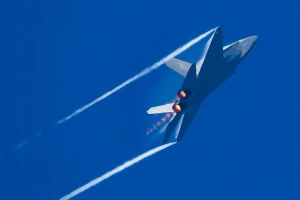 Liệu J-35 của Trung Quốc có thách thức vị thế F-35 của Mỹ?