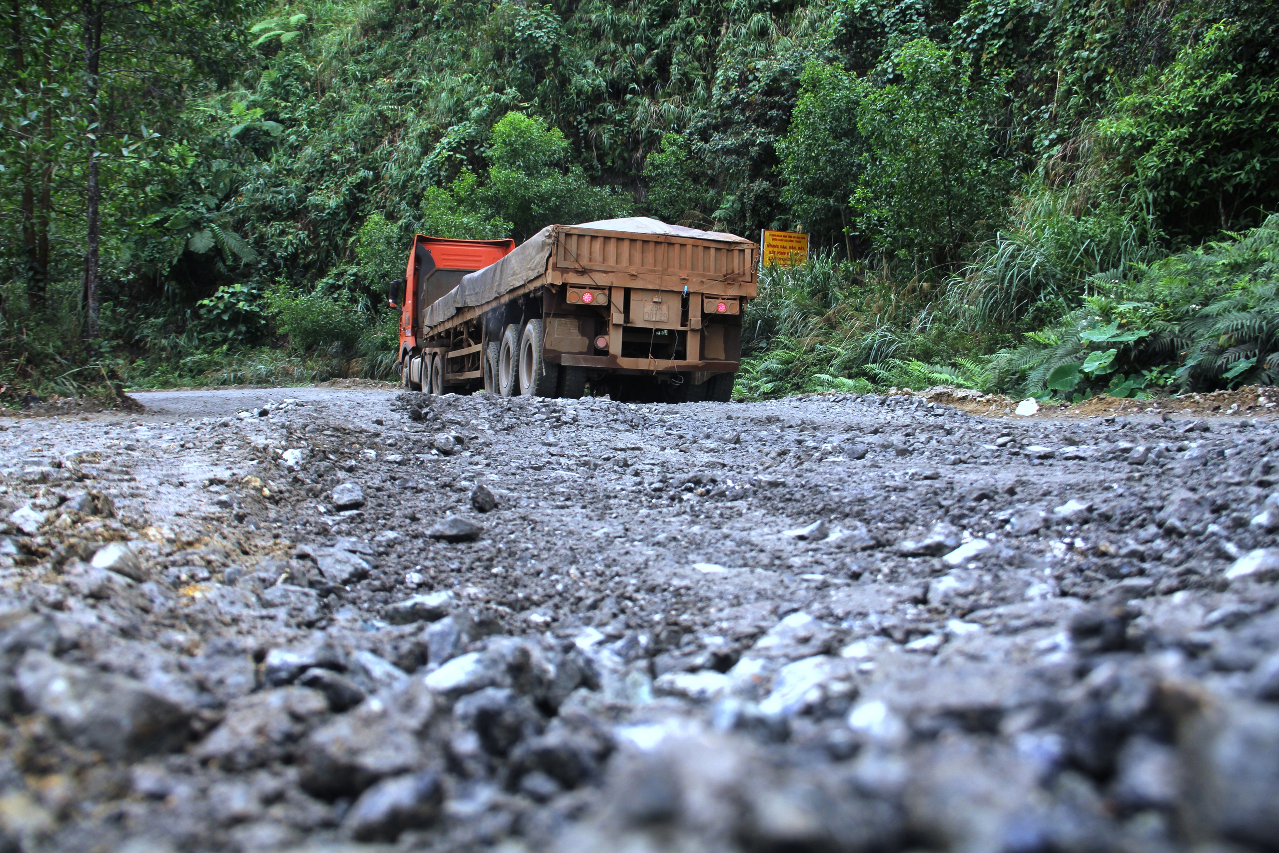 Dự án quốc lộ 14D hơn 4.500 tỉ đồng ở Đà Nẵng bị lấn chiếm- Ảnh 2.