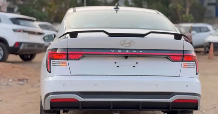 Hyundai Accent 2026 có chi tiết như xe sang, Toyota Vios, Honda City khó lòng ngồi yên 6 Hyundai Accent - Ảnh 6.