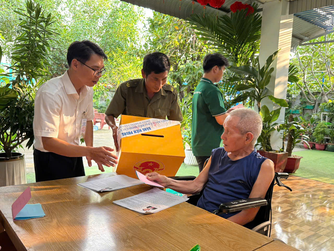 bầu cử - Ảnh 7.