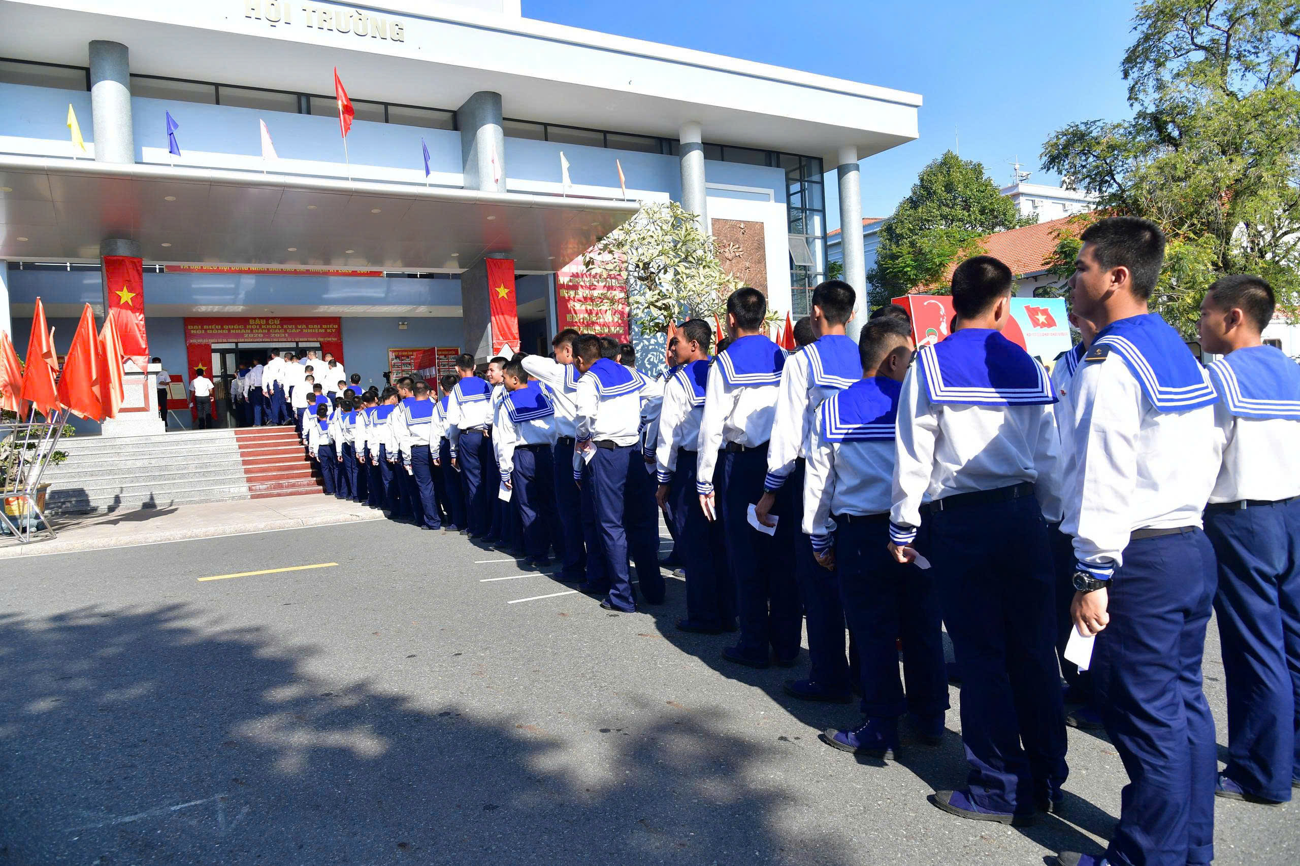 TP HCM: Tưng bừng 