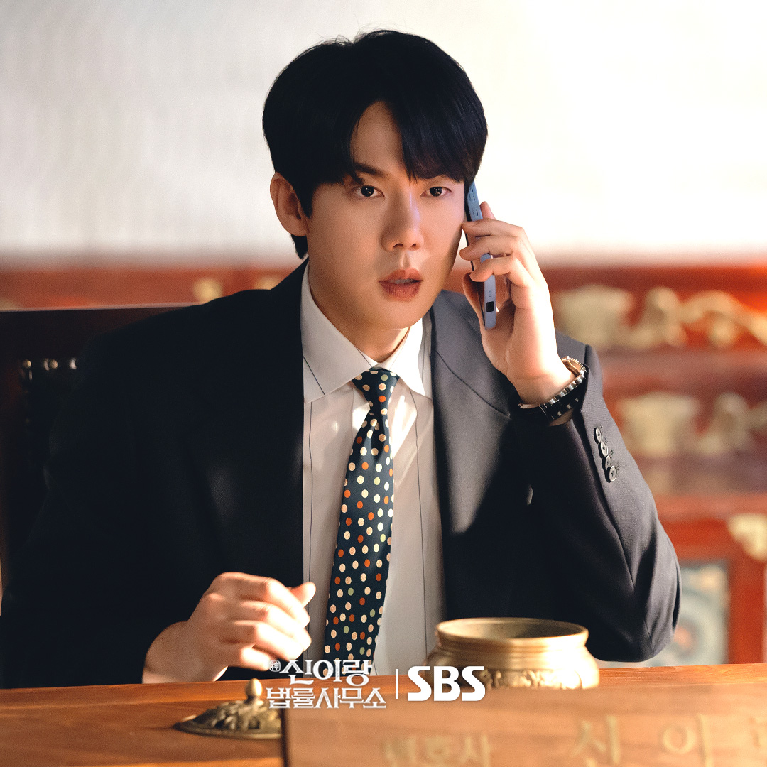 Không muốn tin đây là tổng tài đẹp nhất Hàn Quốc, ai đã hại anh thảm hại thế này?- Ảnh 2.