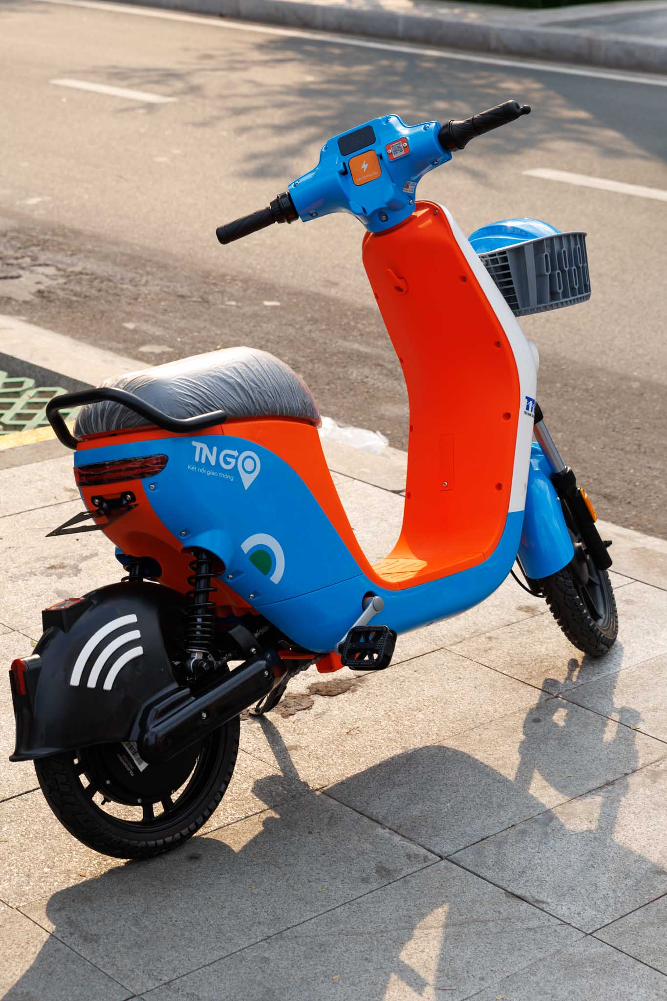 Một mô hình giao thông mới vừa xuất hiện ở TP.HCM, người dân hào hứng trải nghiệm trong ngày đầu ra mắt- Ảnh 16.